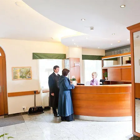Hotel Reza 4*