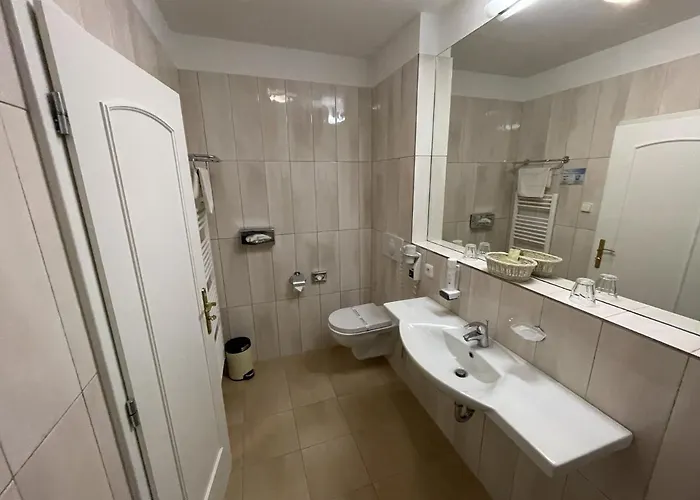 Hotel Reza