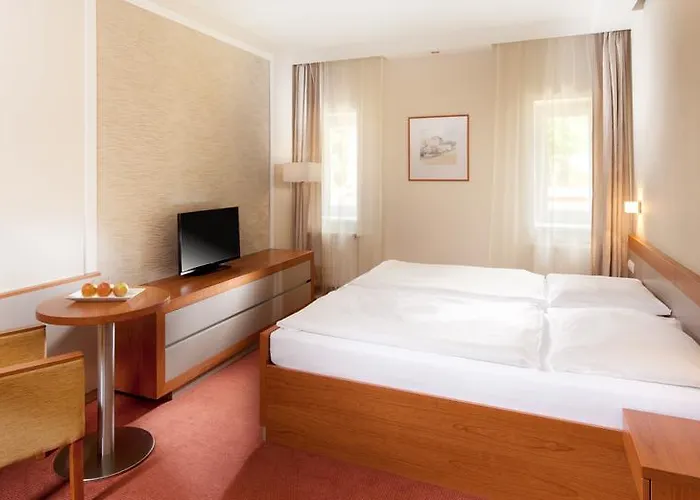 Hotel Reza 4*